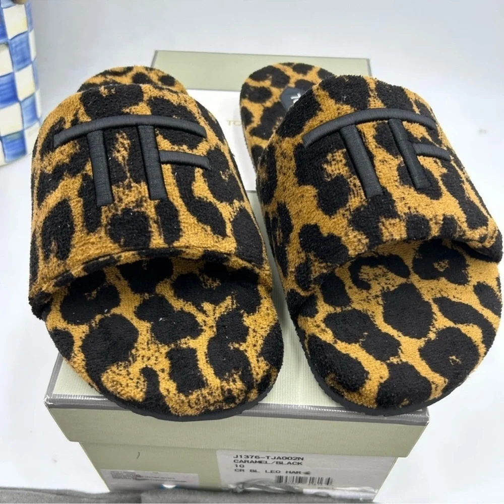 Men’s tom Ford leopard print Terry sandals size 10 made in Italy